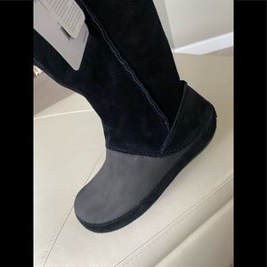 Crocs Berryessa Black Suede Tall Boots Size W10